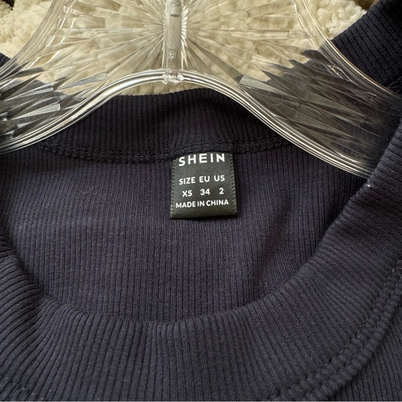 Navy Blue Ribbed Tank Top - Picture 3 of 3